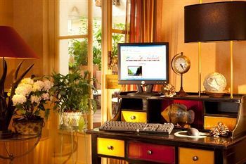 D'albion 3* Parigi
